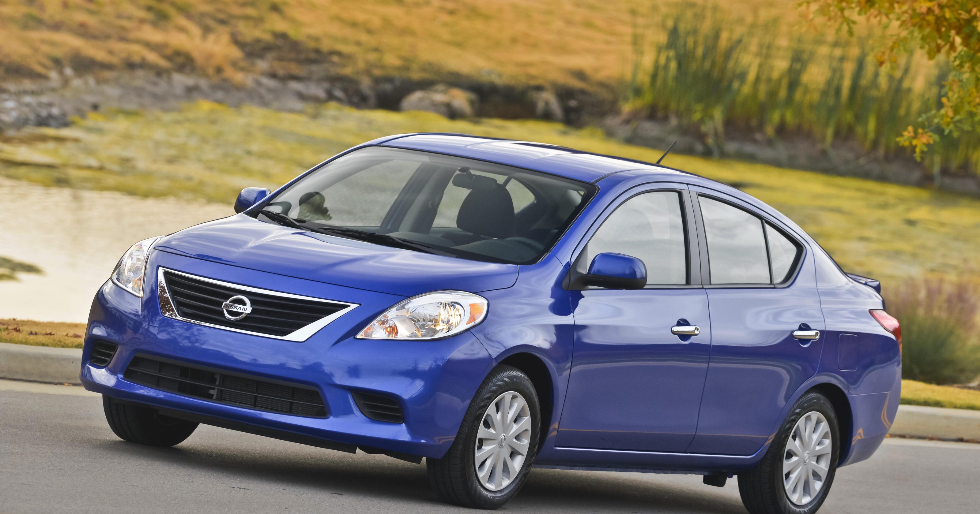 Nissan Recalls 300 000 Cars For Acceleration Concerns