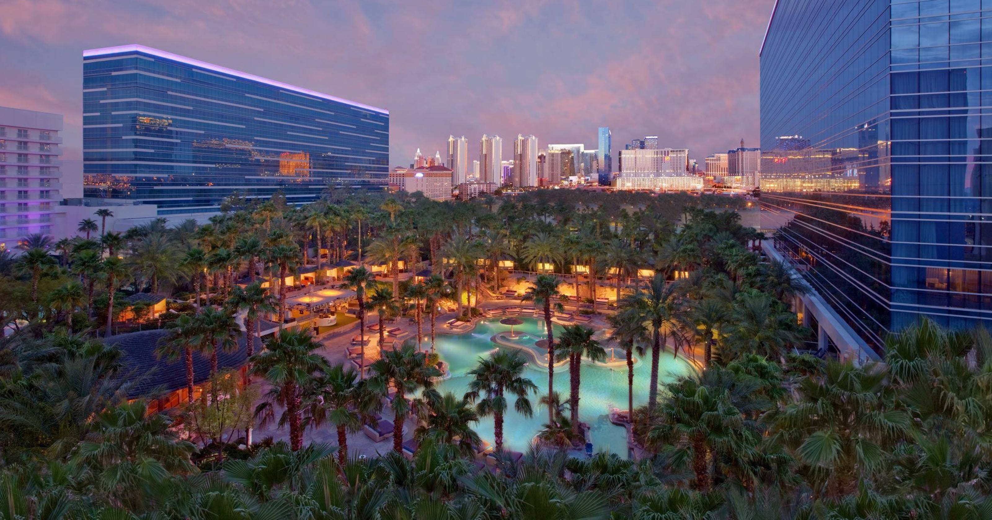 Las Vegas Hard Rock Hotel Casino Will Close For 8 Month
