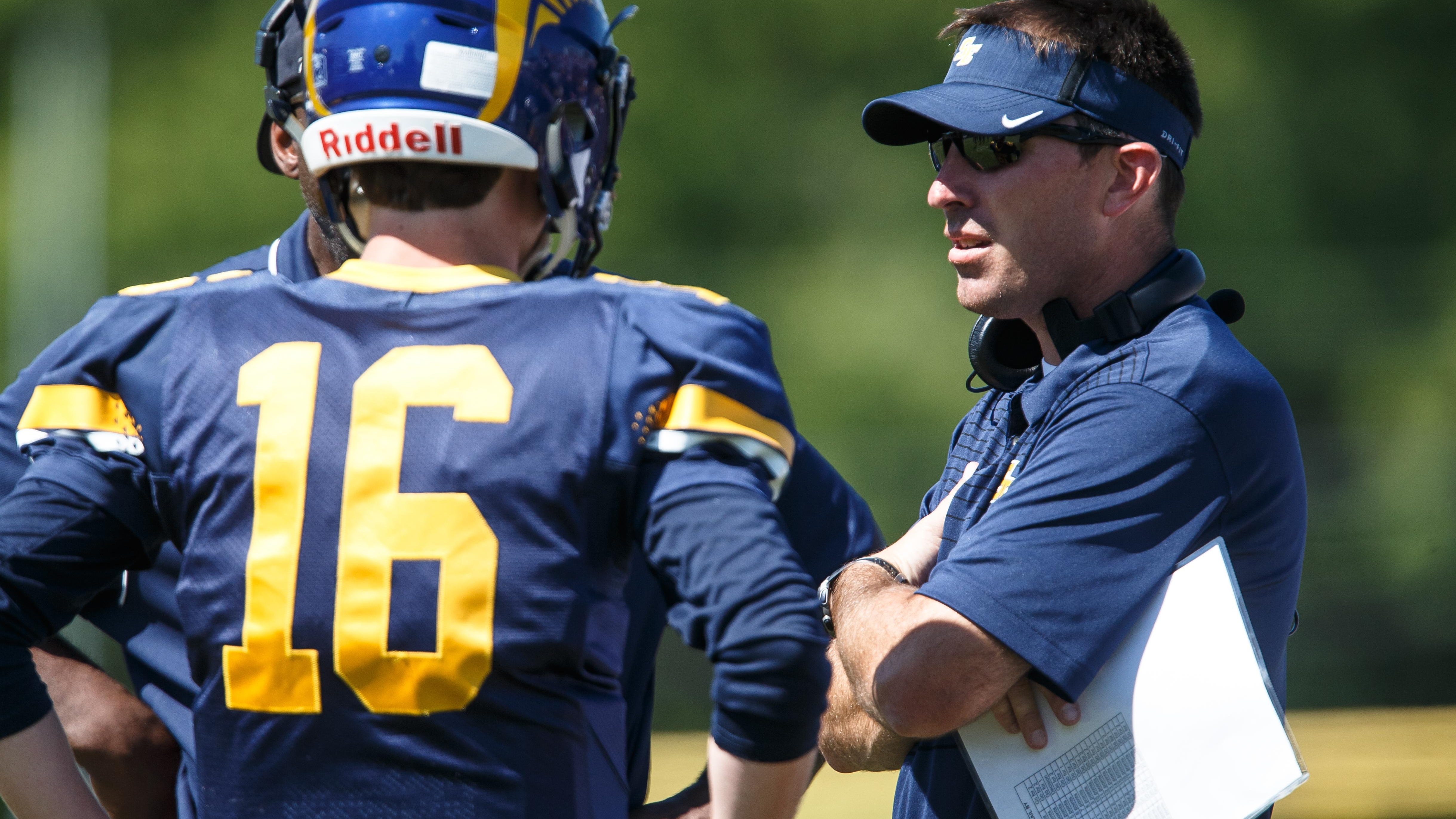 IHSA football Central State Eight rankings for 2021 fall season