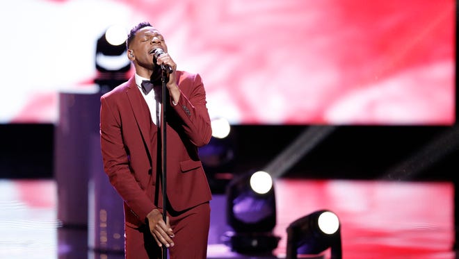 Knoxville worship leader Chris Blue performs in the "The Voice" Top 11 Live Shows.