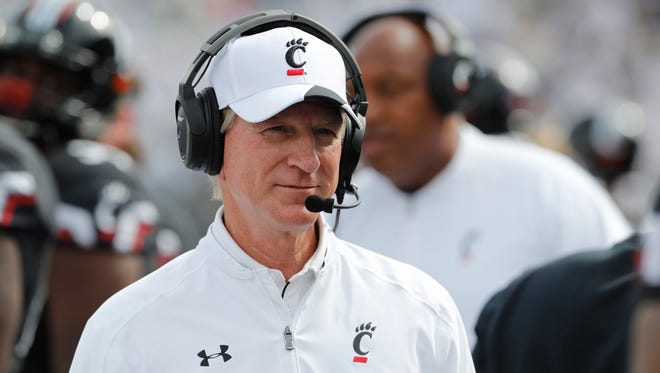 University of Cincinnati coach Tommy Tuberville watches from the sideline during the Bearcats' game at Connecticut this month.