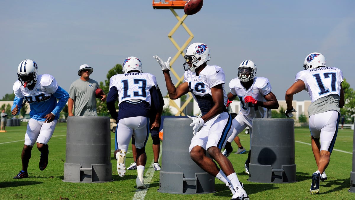 Titans Training Camp Day 2 The Simmons Show Incredible Stat Explosive Skirmish - h5x0zez