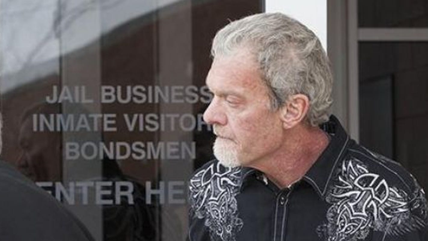 Colts owner Jim Irsay released from jail after DUI arrest