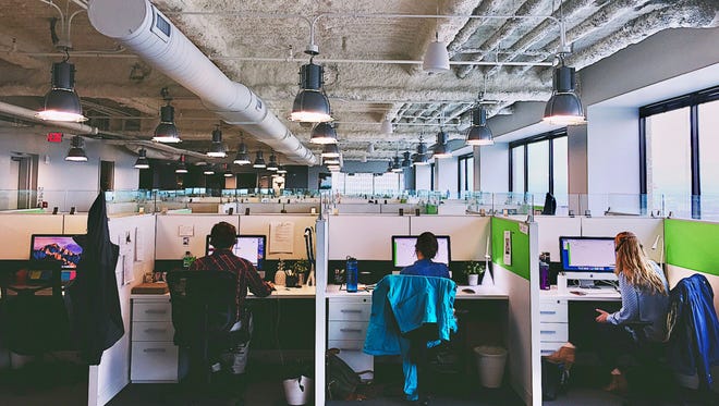 Houzz employees enjoy a warm and collaborative work culture