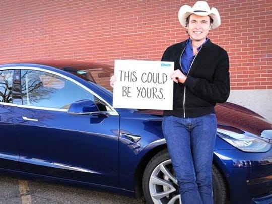 This is when Elon Musk's brother opens his Indianapolis restaurants