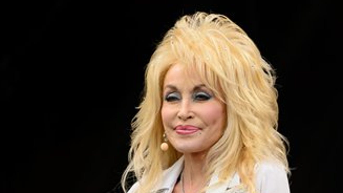 Dolly Parton fans Instagram, Tweet from Ryman concert