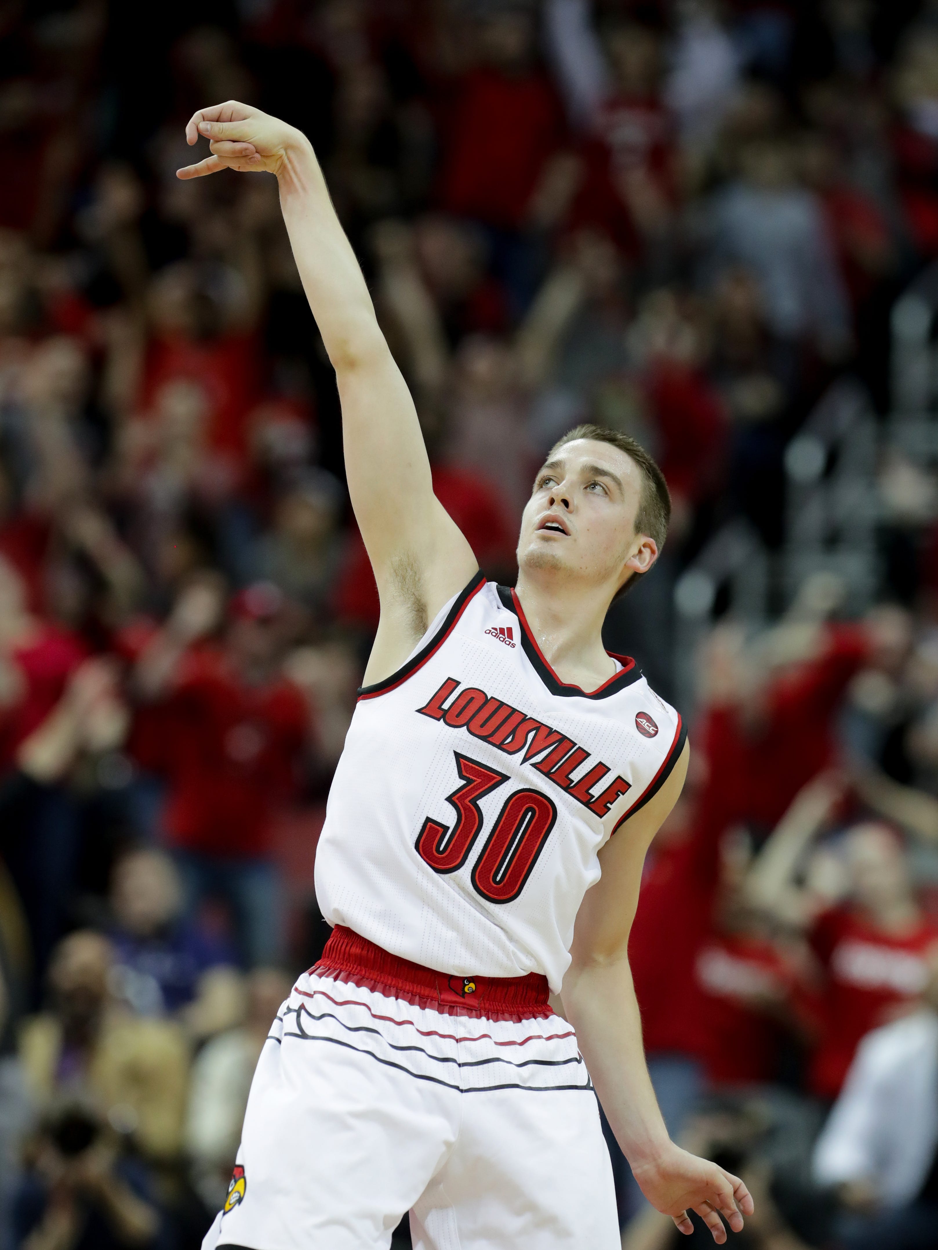 Louisville Basketball 2018 19 Ryan Mcmahon Brings Shooting