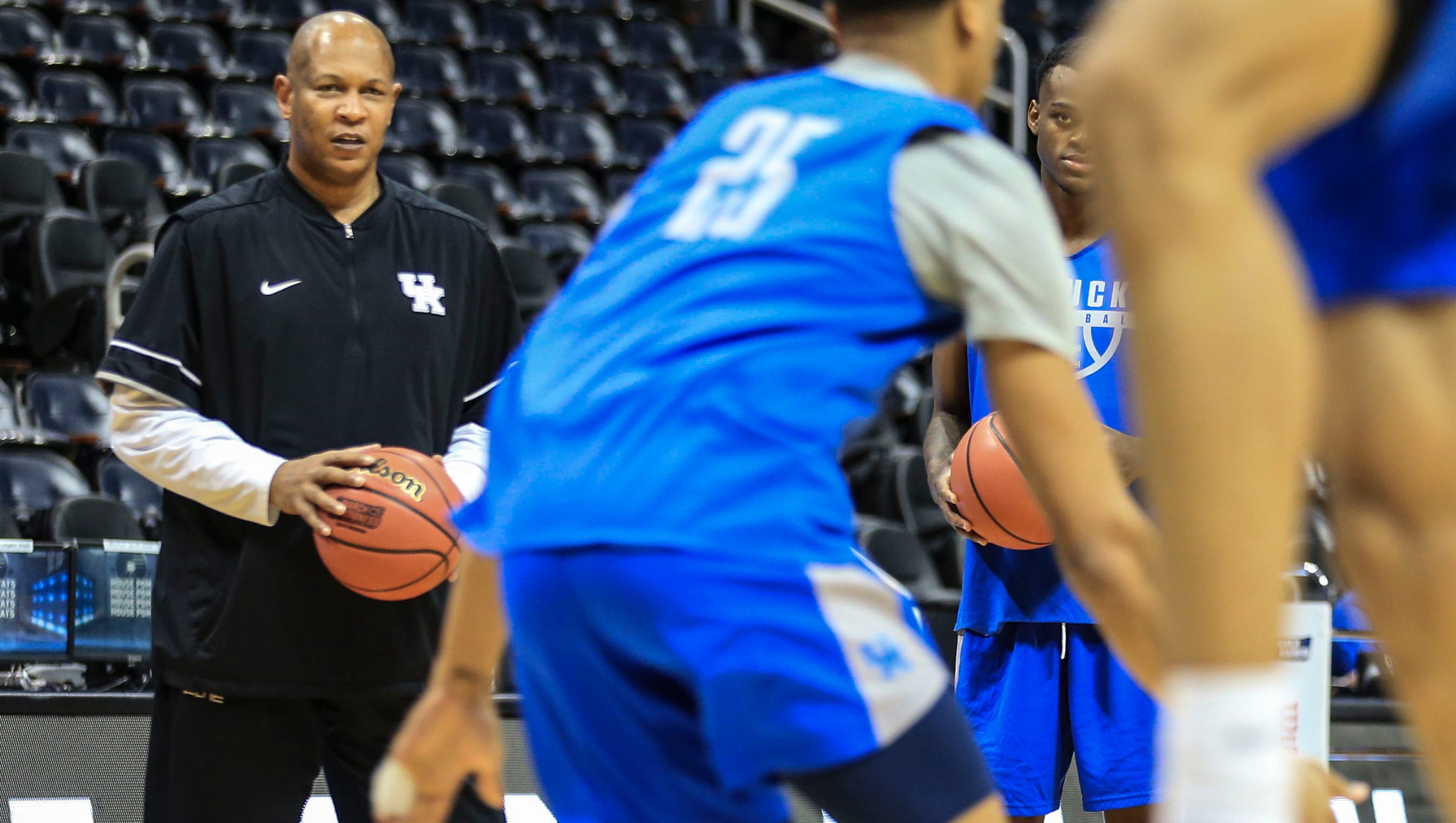 Uk S Kenny Payne Other Assistants Sign New Contracts