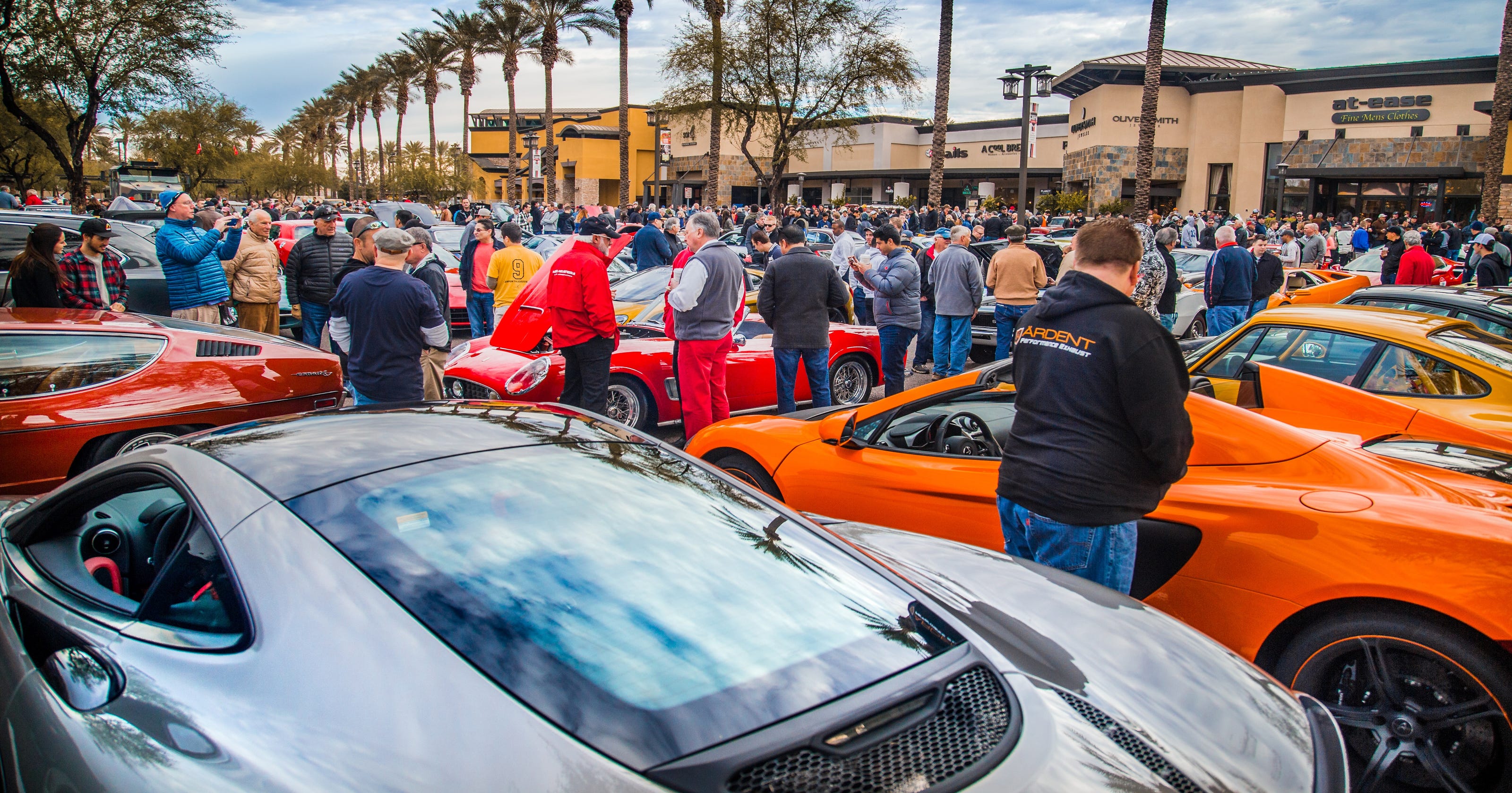 Cars And Coffee Scottsdale Dates Porsche 991 GT3 RS at Cars and