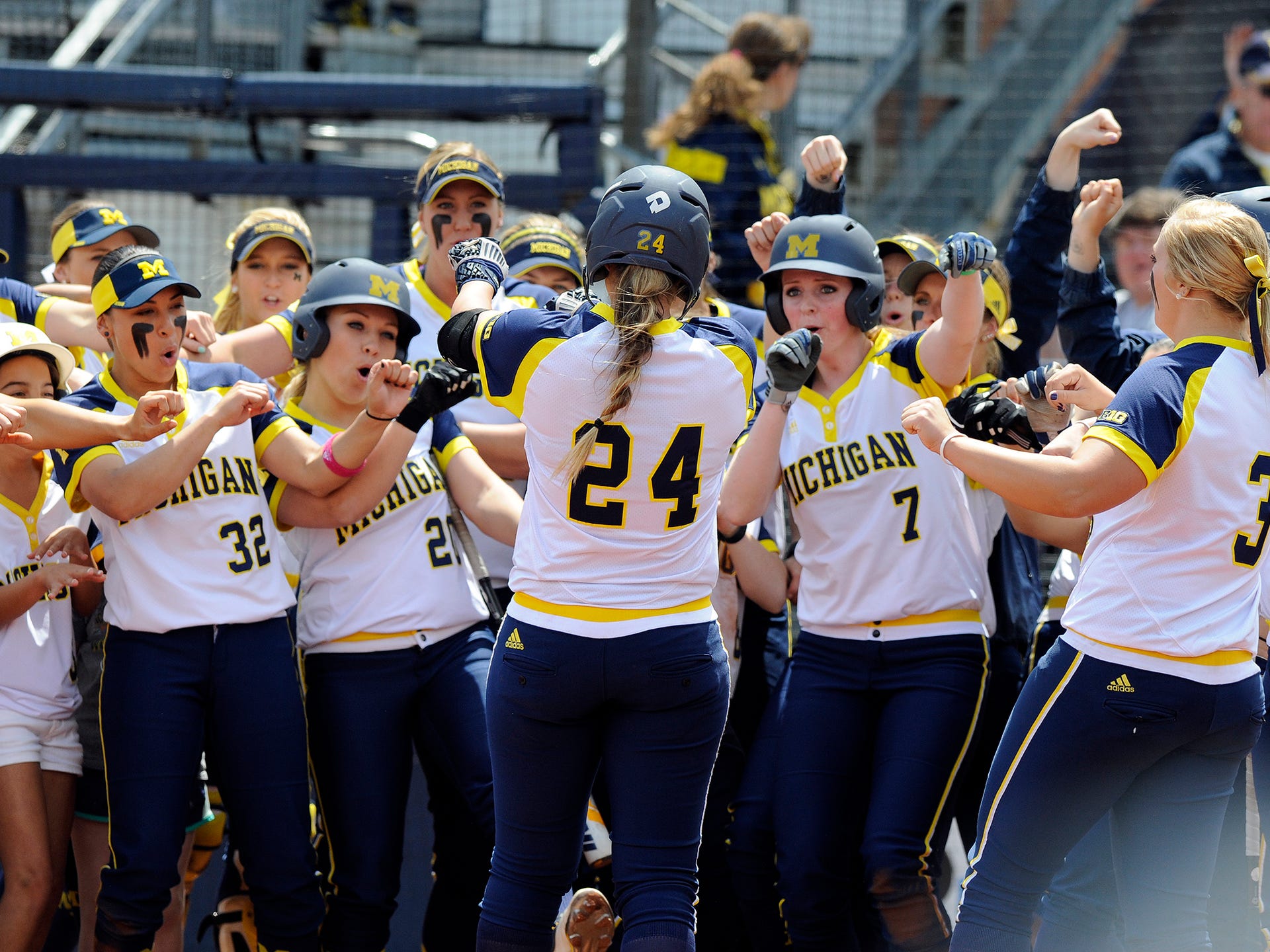 Michigan softball wins ninth straight Big Ten title