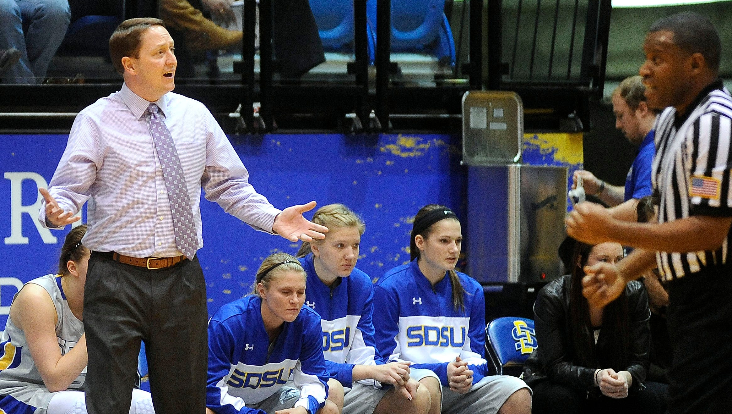 Why Didn T Aaron Johnston Leave South Dakota State He Saw A Path