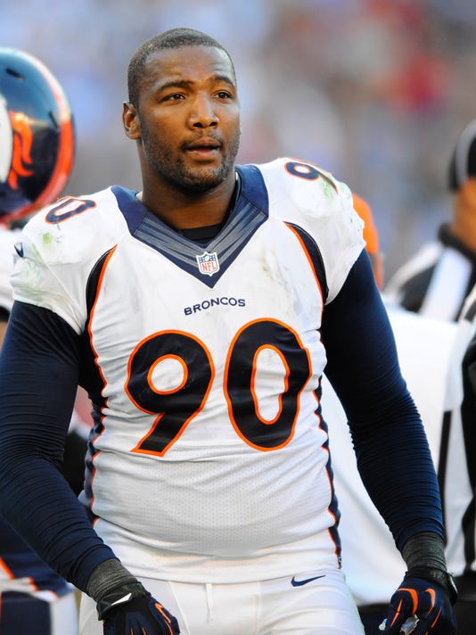 Titans linebacker Shaun Phillips sings praises of 34