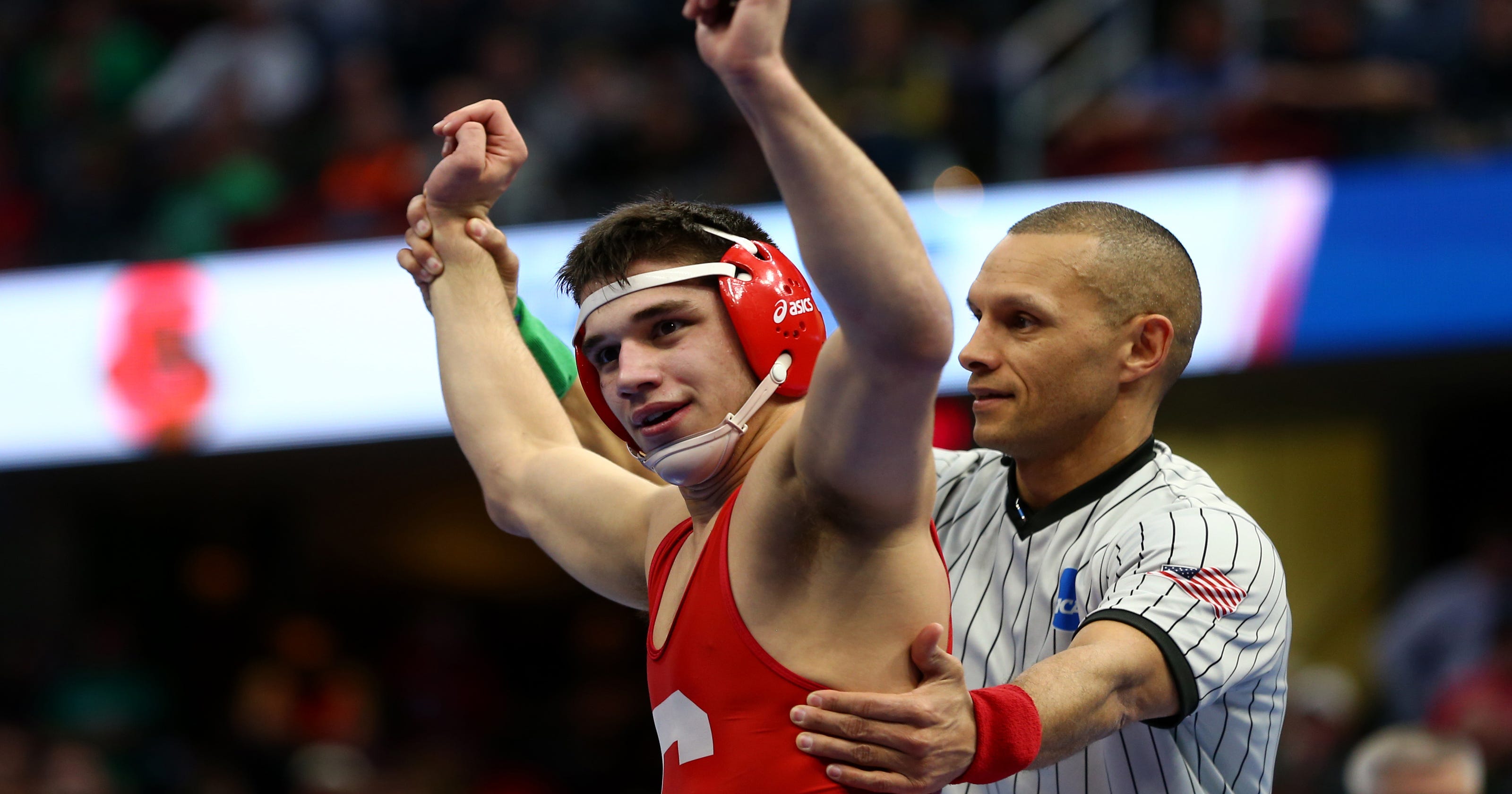 Gallery Cornell's Yianni Diakomihalis wins national title