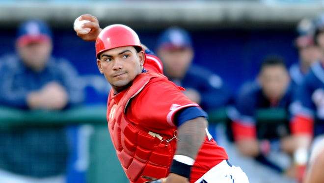 the Lakewood BlueClaws are looking for experienced catchers to work in their bullpen this season.