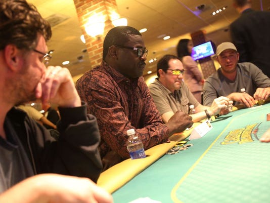 Ex Nfl Stars Hit Delpark Tables