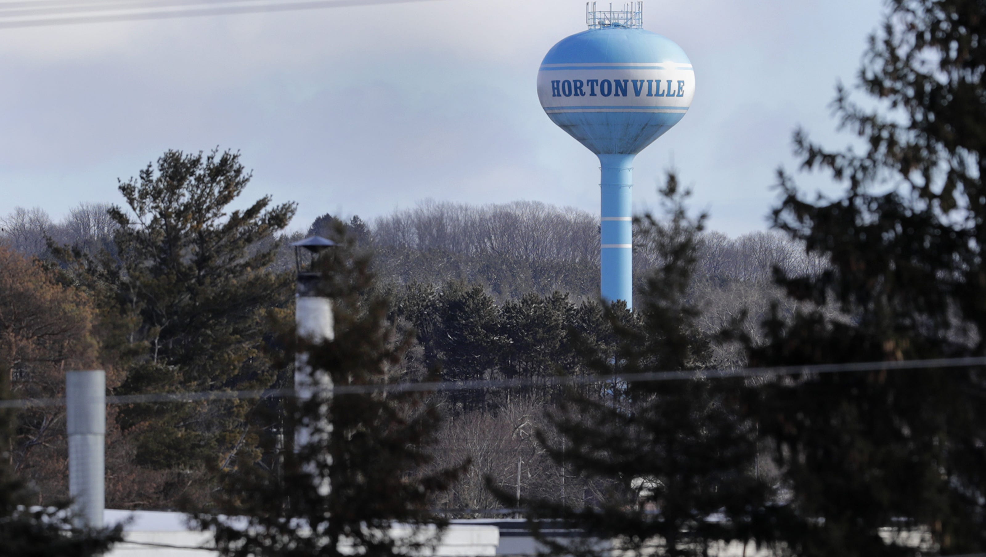 Hortonville looks to leave controversy behind