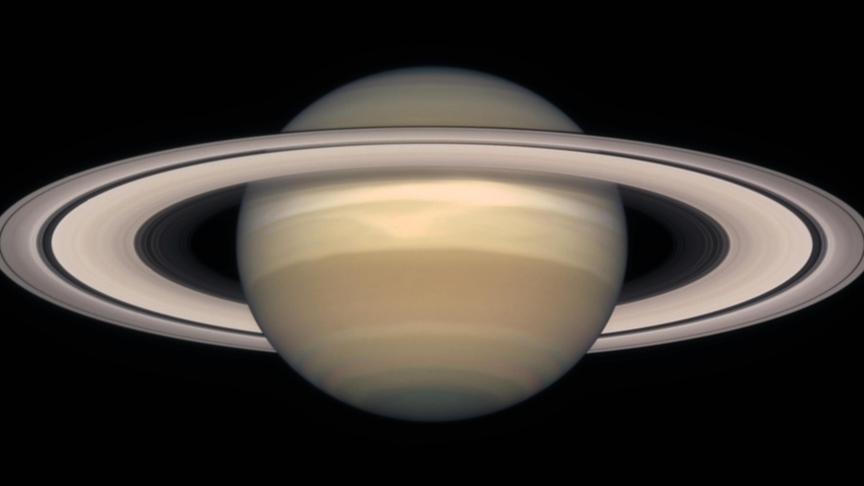 Star Guide Grab the binoculars to see Saturn's rings