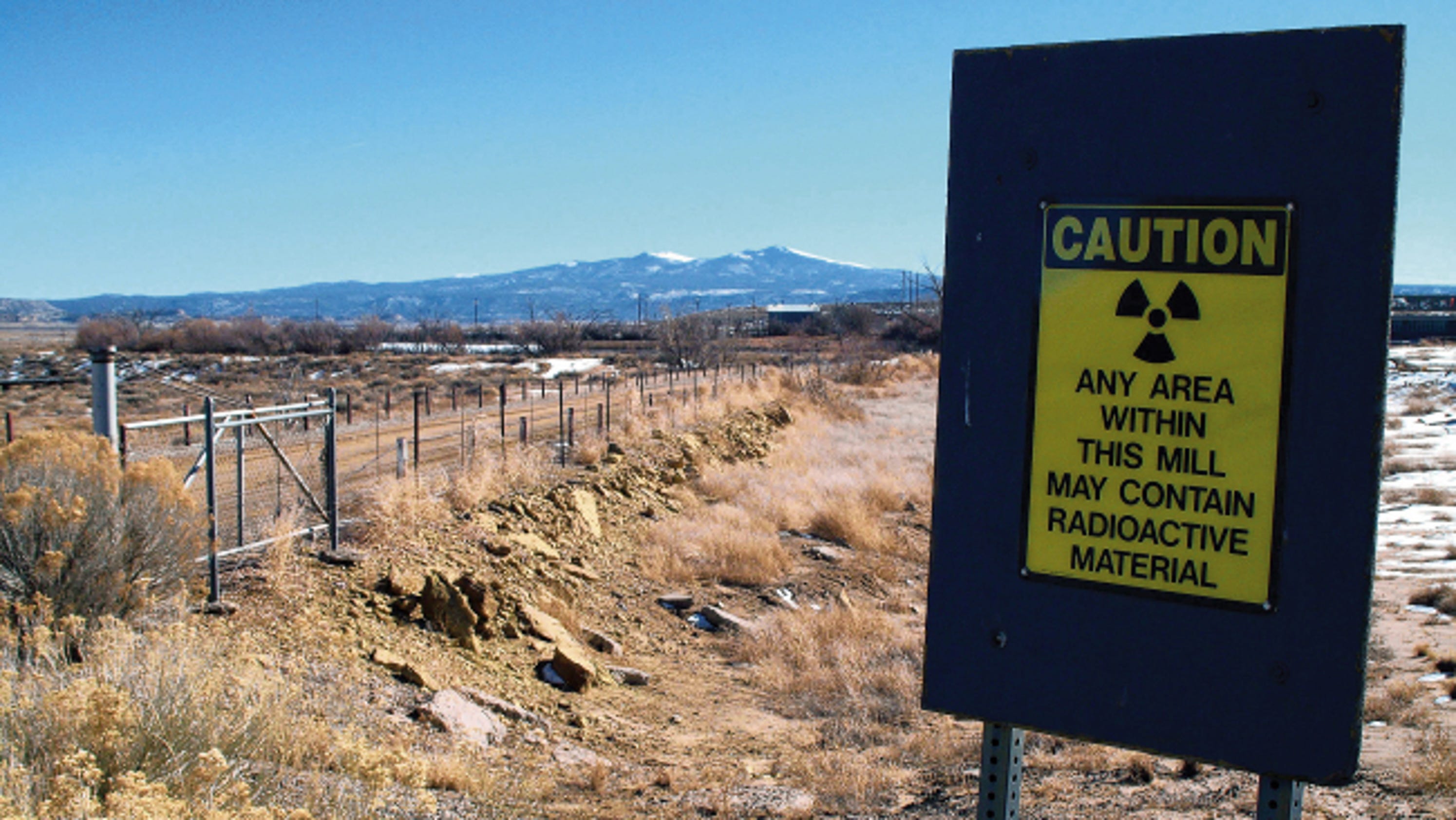 Feds reach deal with Navajos over uranium mine cleanup