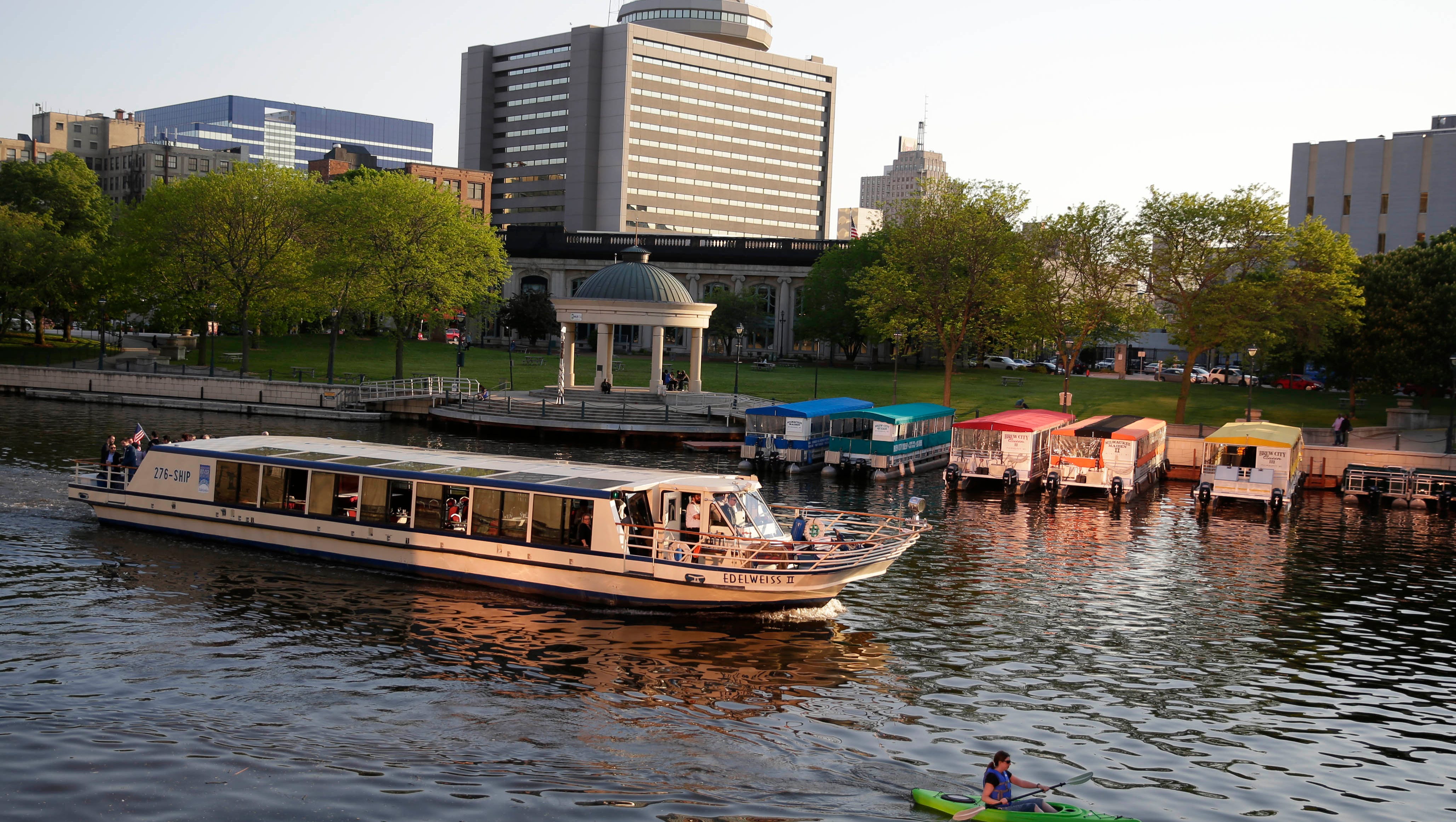 Pedal taverns, boat tours, more unique ways to drink across Milwaukee