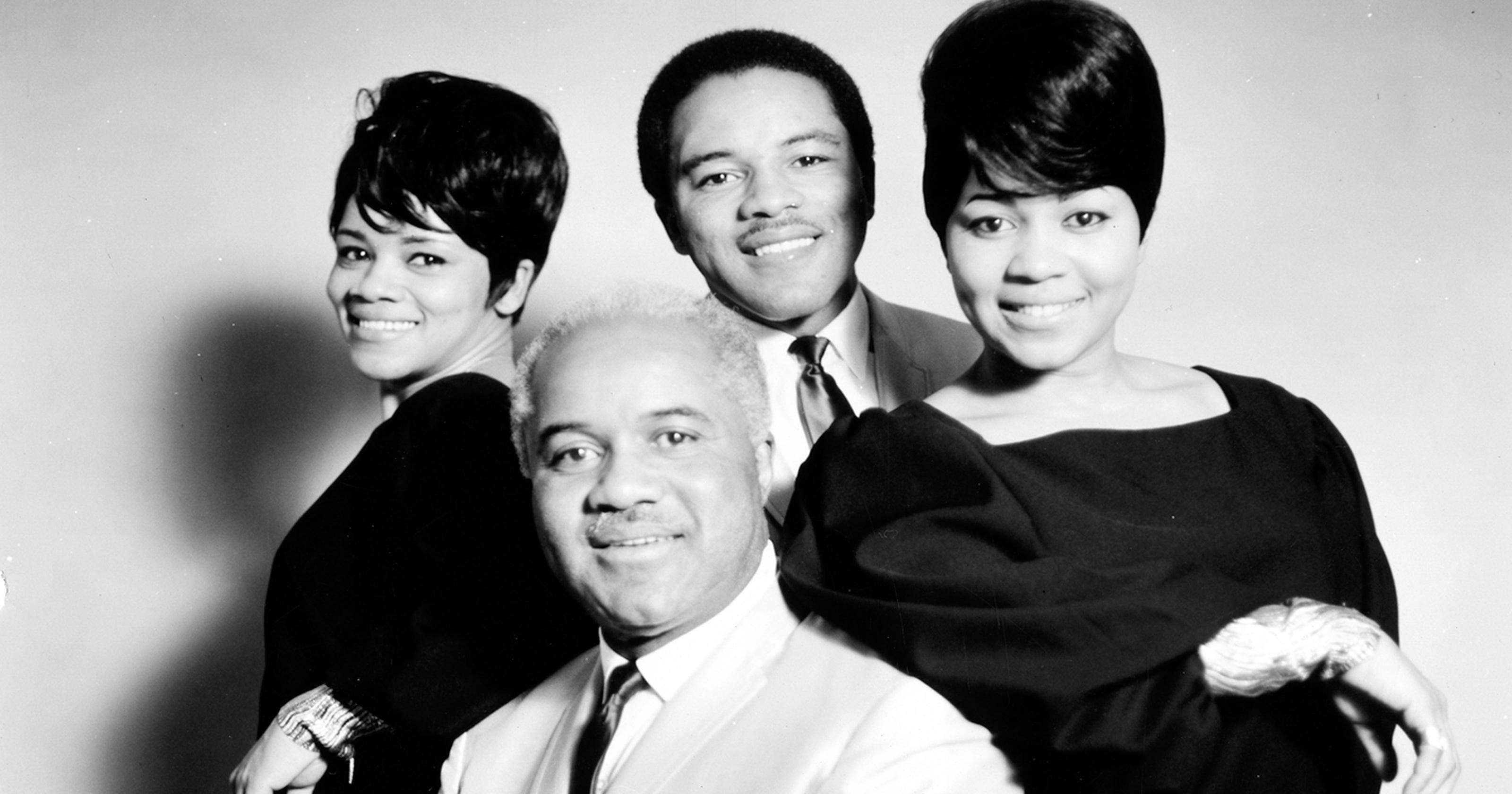Staple Singers march back into spotlight