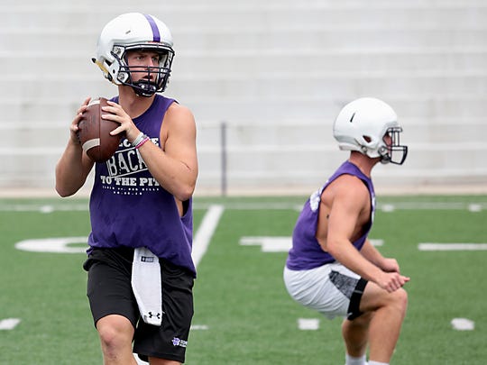Elder Football Hopes To Turn 3 0 Start Into A Playoff Run