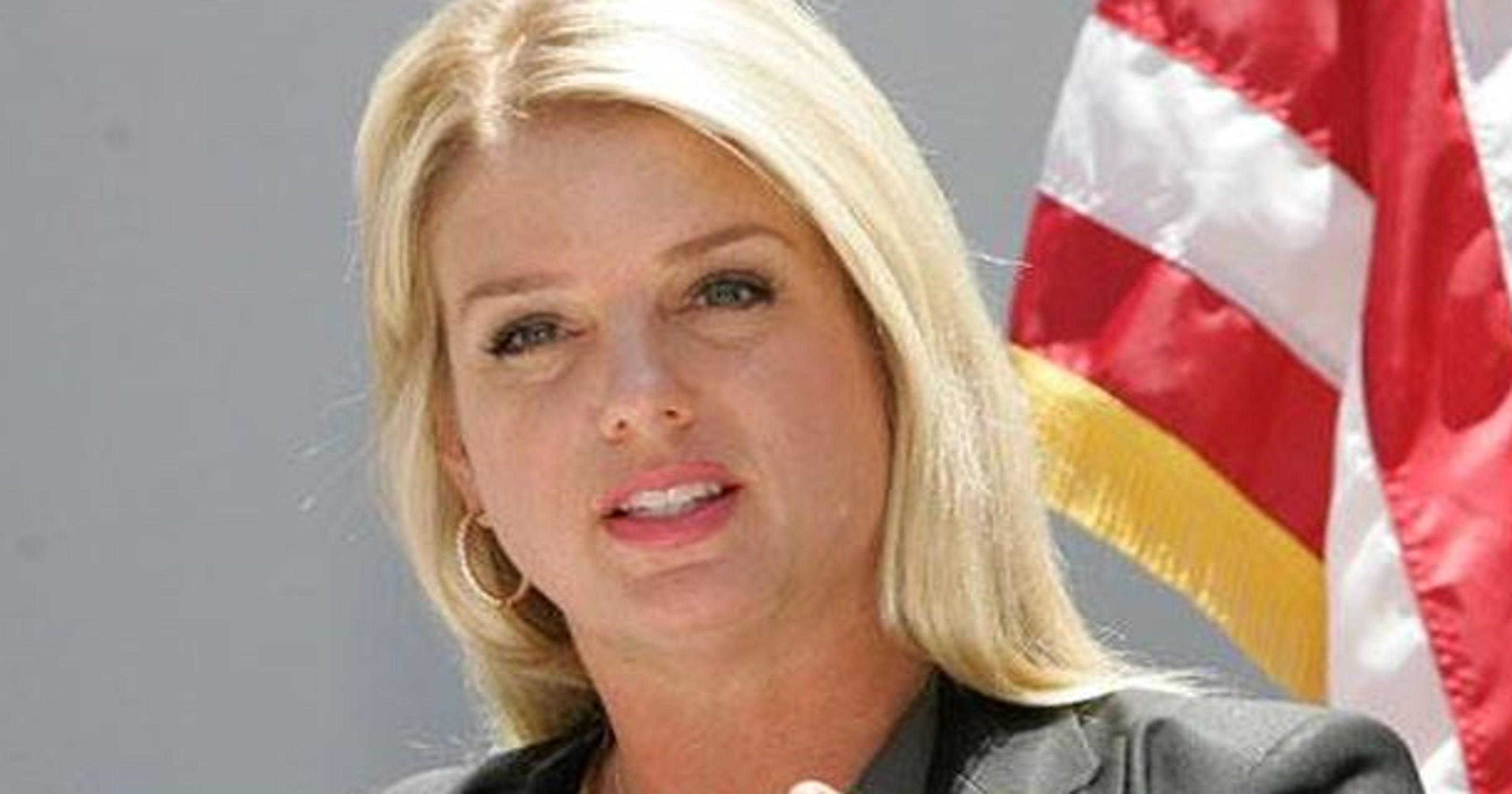 Pam Bondi re-elected as Florida attorney general3200 x 1680