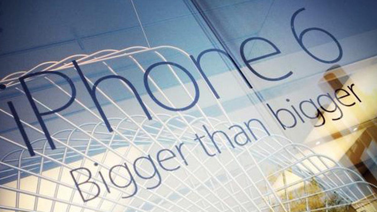 Long Lines At Ridgeland Apple Store For New Iphone 6