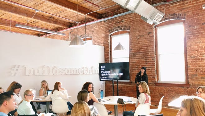 North Carolina-based startup SkillPop teaches a class on social media.