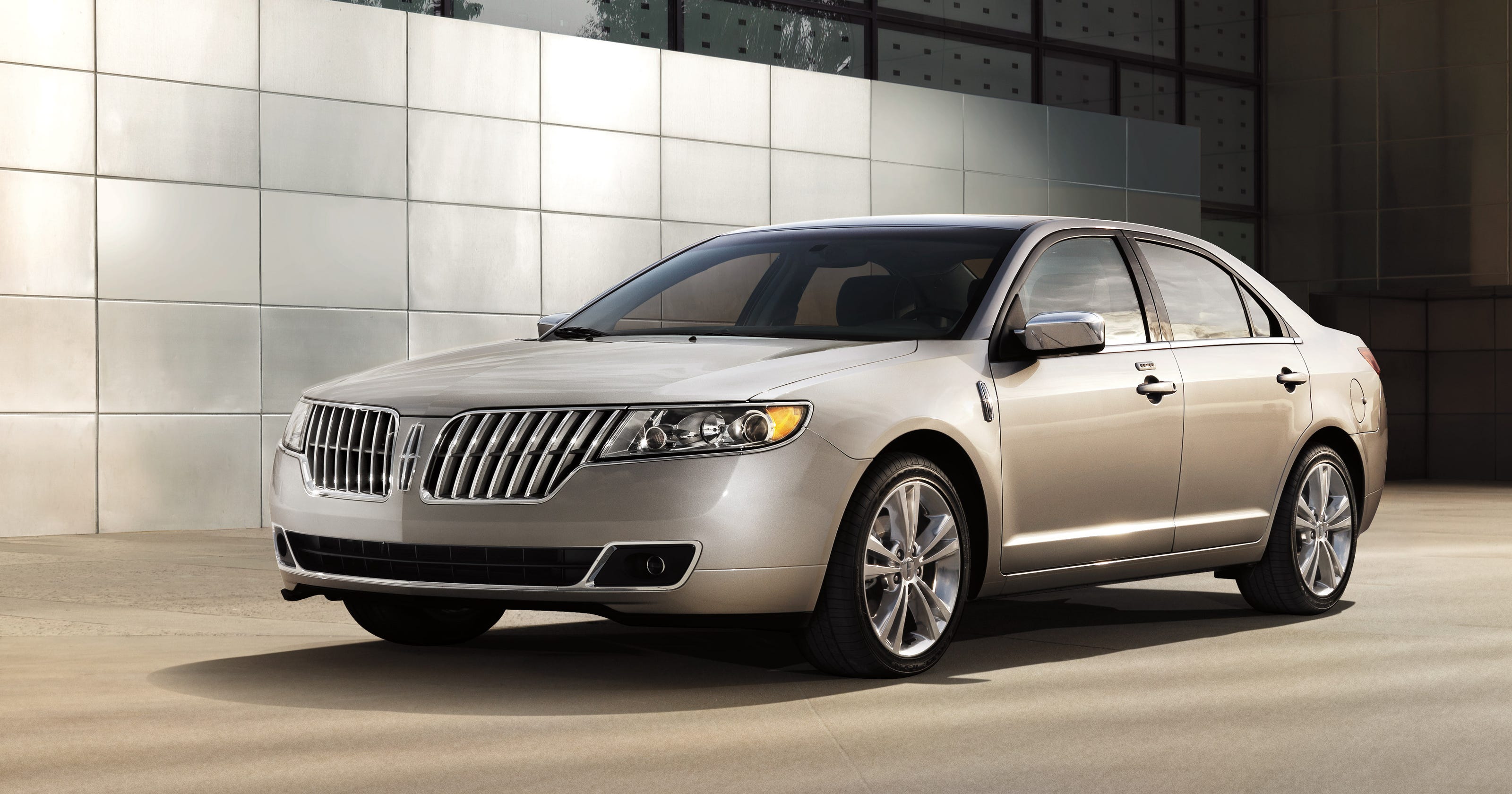 Edmunds Before buying used car, consider luxury alternative Edmunds: Before buyi