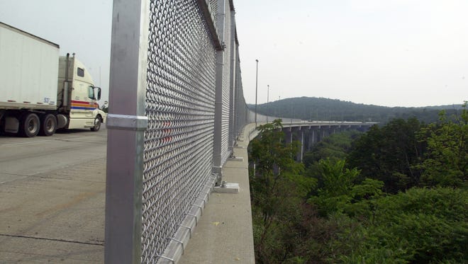 A view of the Route 287 bridge on the northbound side in Wanaque, N.J.