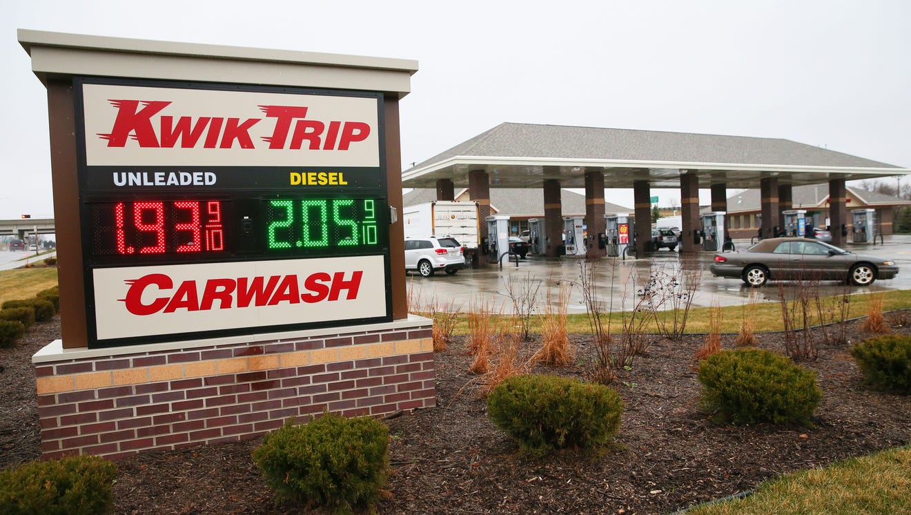 Kwik Trip will buy 34 PDQ Food Stores in Wisconsin, pushing total store