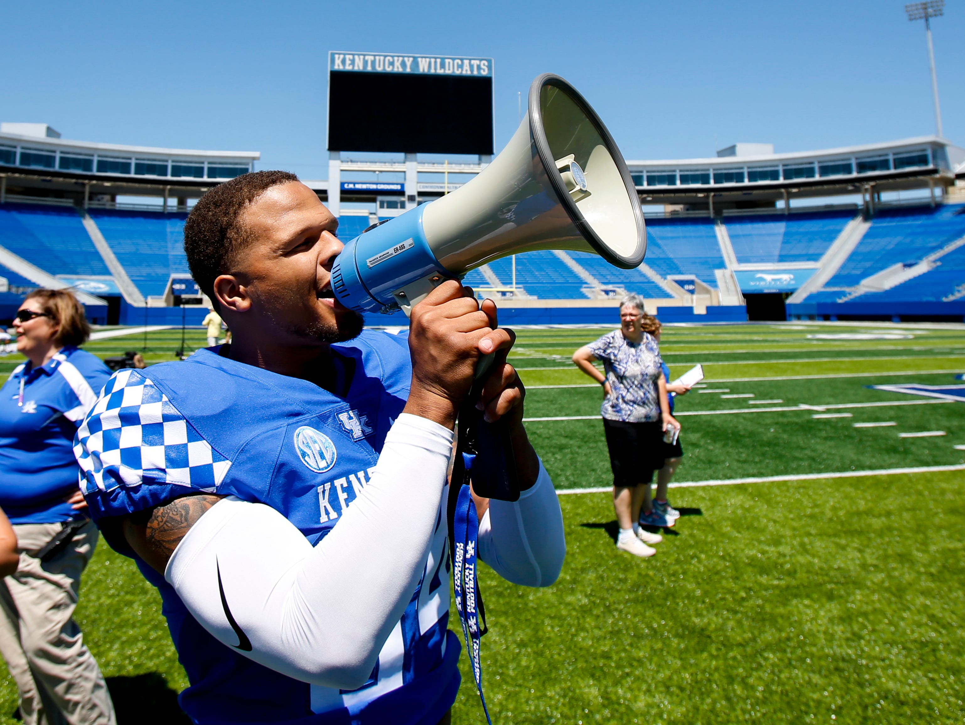 Jordan Jones Returns To Kentucky Football Depth Chart In Advance