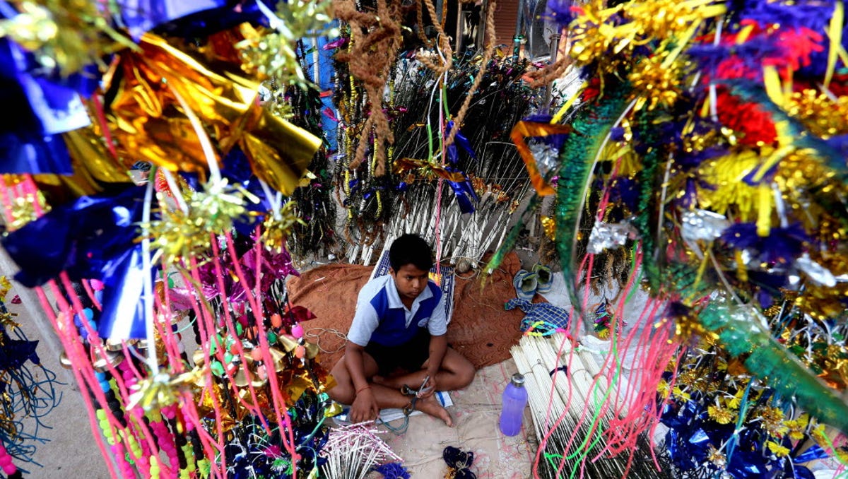 Diwali India S Biggest Festival Is Bad For Nation S Health It gives me immense pleasure to take the opportunity to all the people who are directly or indirectly involved in the completion of my project based on bad effects of various festivals on environment. diwali india s biggest festival is