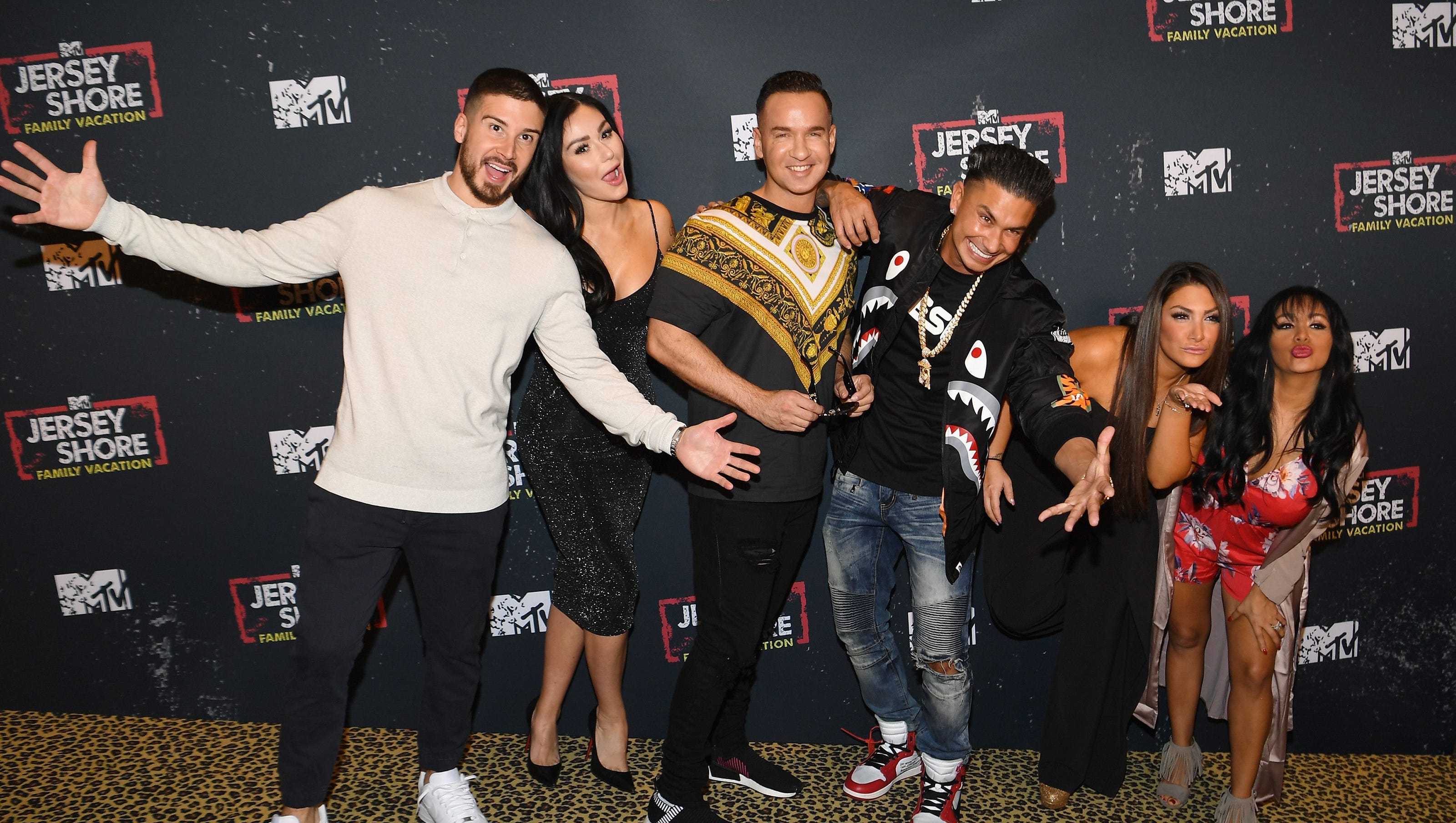 Jersey Shore Family Vacation: Snooki, Situation and Taylor ham vs. pork rol...