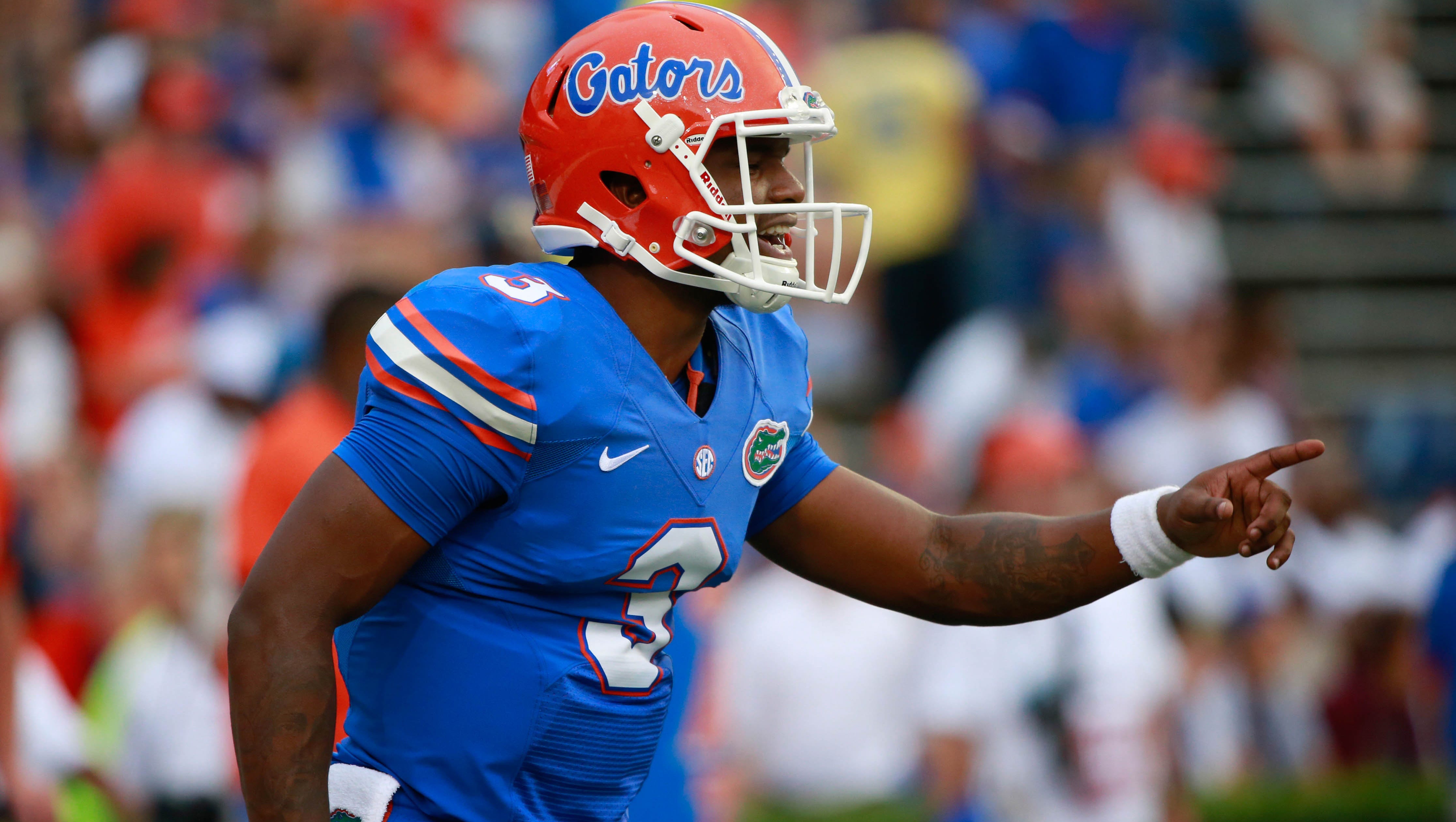 Florida Qb Treon Harris Cb Suspended For Ut Game