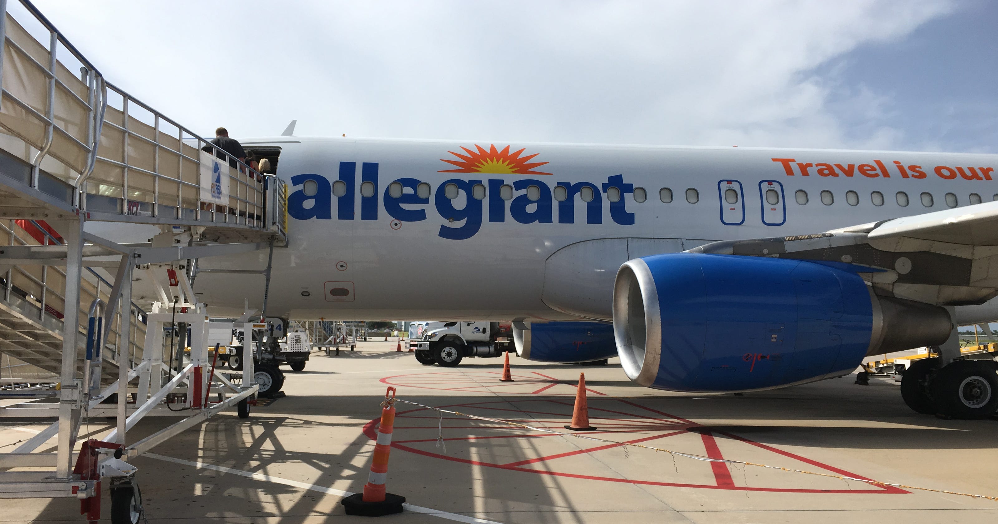 BNA: Allegiant Air lands at Nashville's Airport, bringing ...