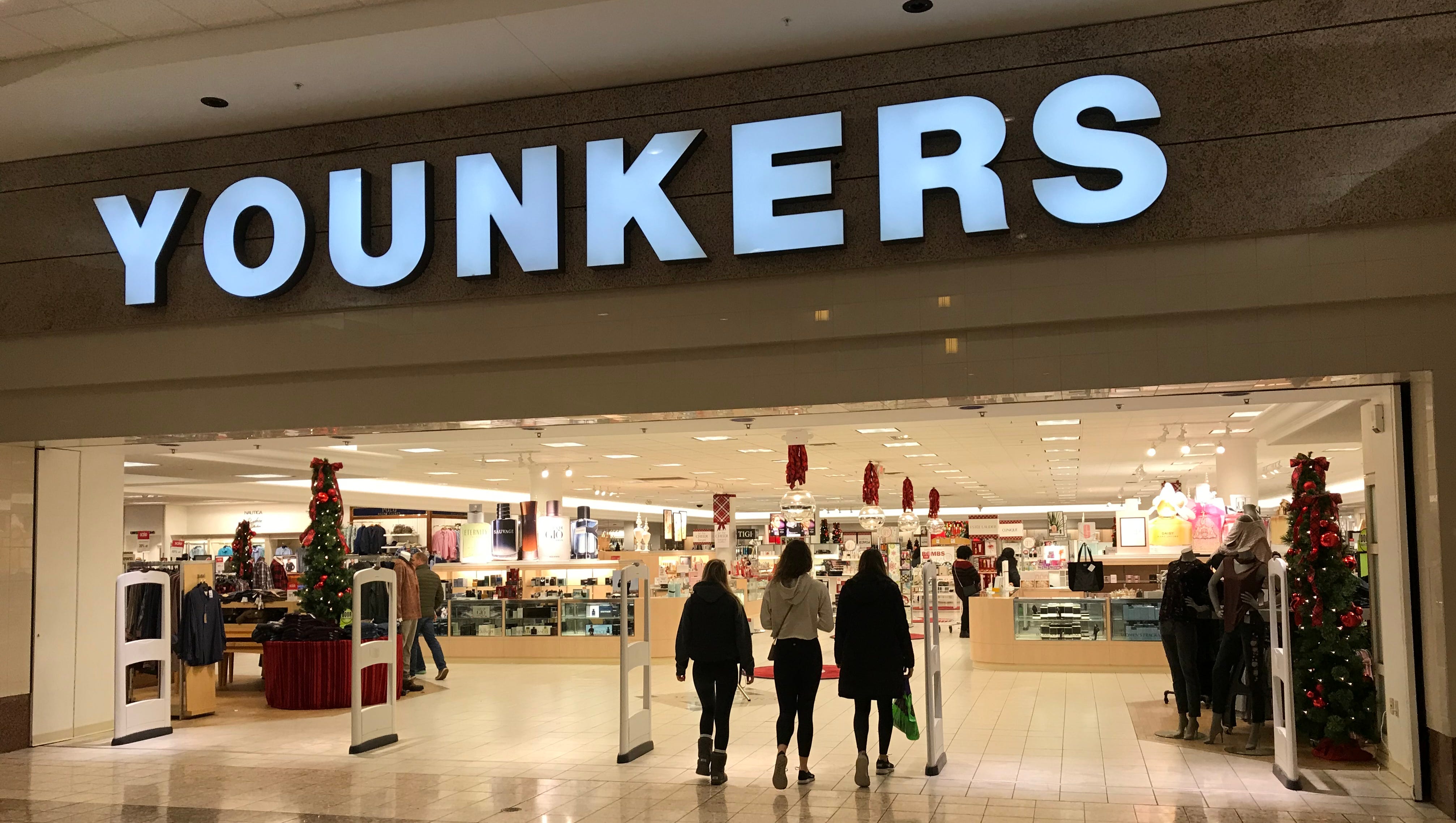 The Buzz: Fox River Mall loses Younkers, Teavana and New York ...