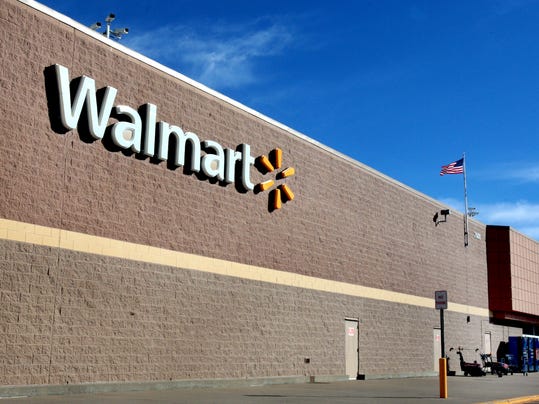 -Wal-mart sign pic.jpg_20141215.jpg