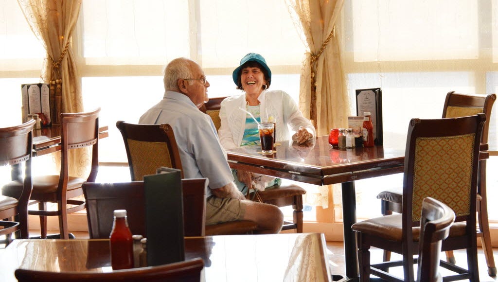 Retirees get creative to eat cheap at restaurants