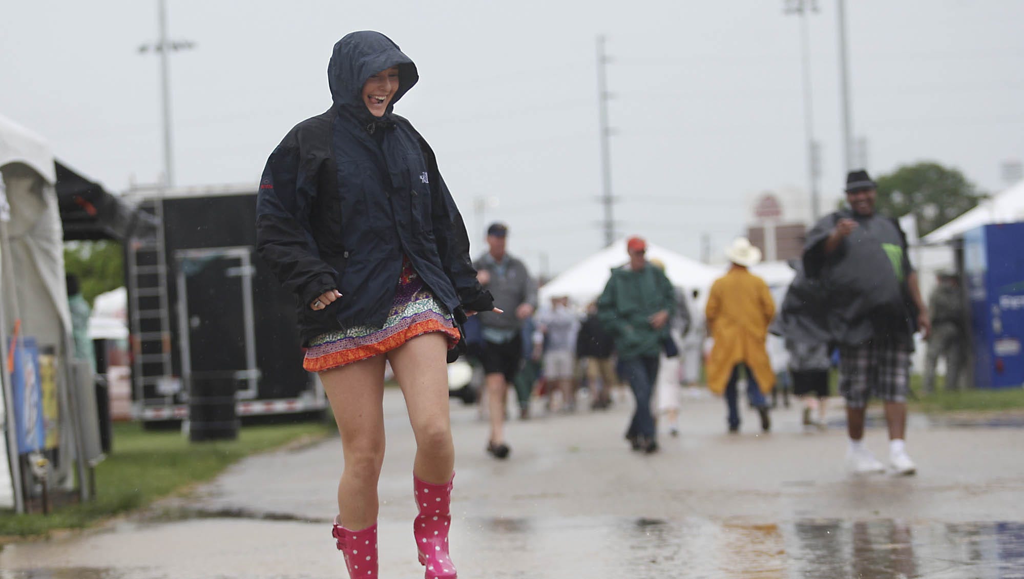 Kentucky Derby 2017 So It S Going To Rain At Oaks And Derby