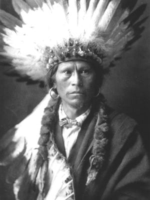 Chief James Garfield Velarde as photographed by Edward S. Curtis in 1905 or 1906.