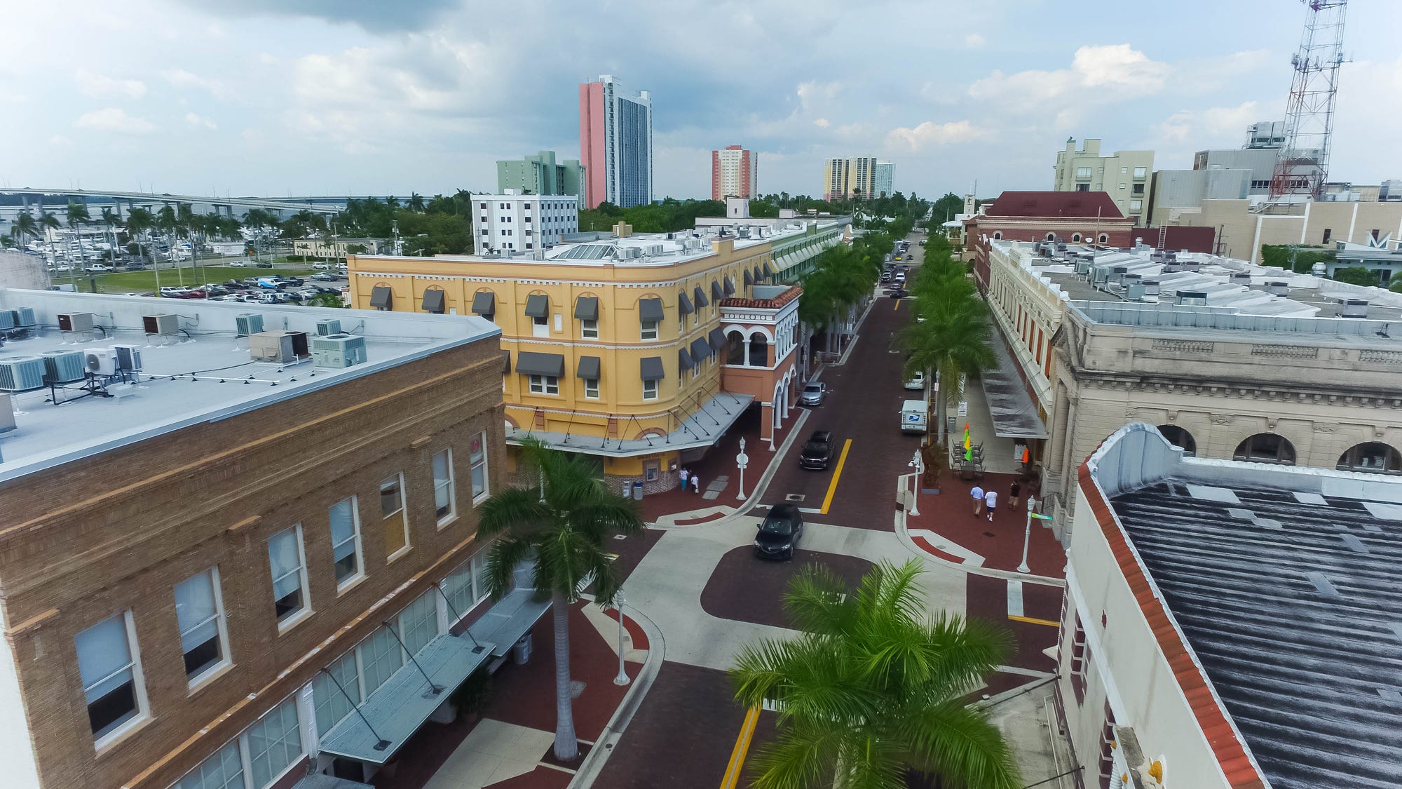Downtown Fort Myers to the Palm Frond HoA site