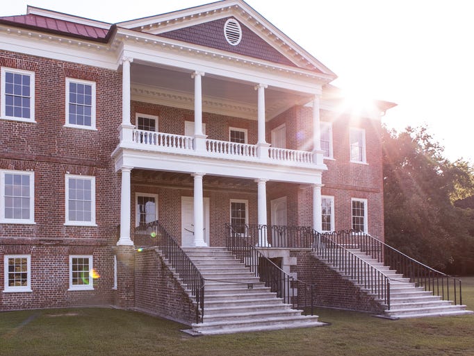 South Carolina's historic Drayton Hall