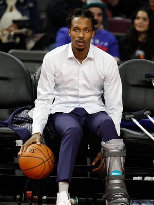 Injured Detroit Pistons guard Brandon Jennings on Feb. 11, 2015.