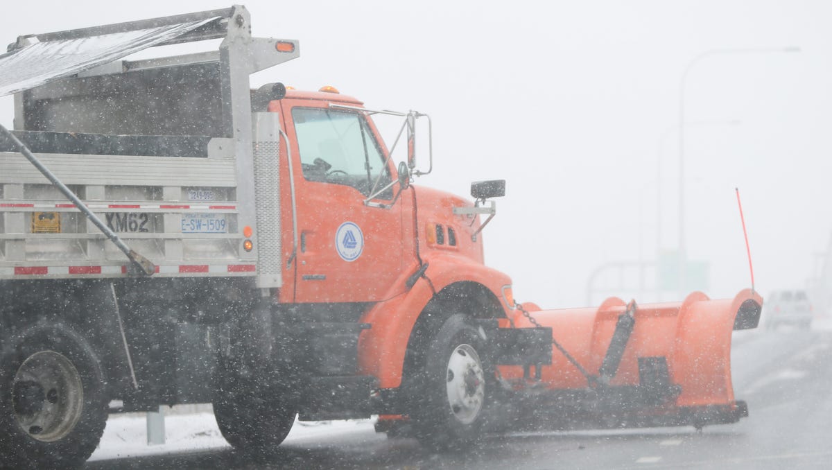 Delaware faces severe winter storm. What to do if you have to drive on Monday