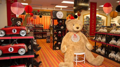 Toy store shop mapleview mall