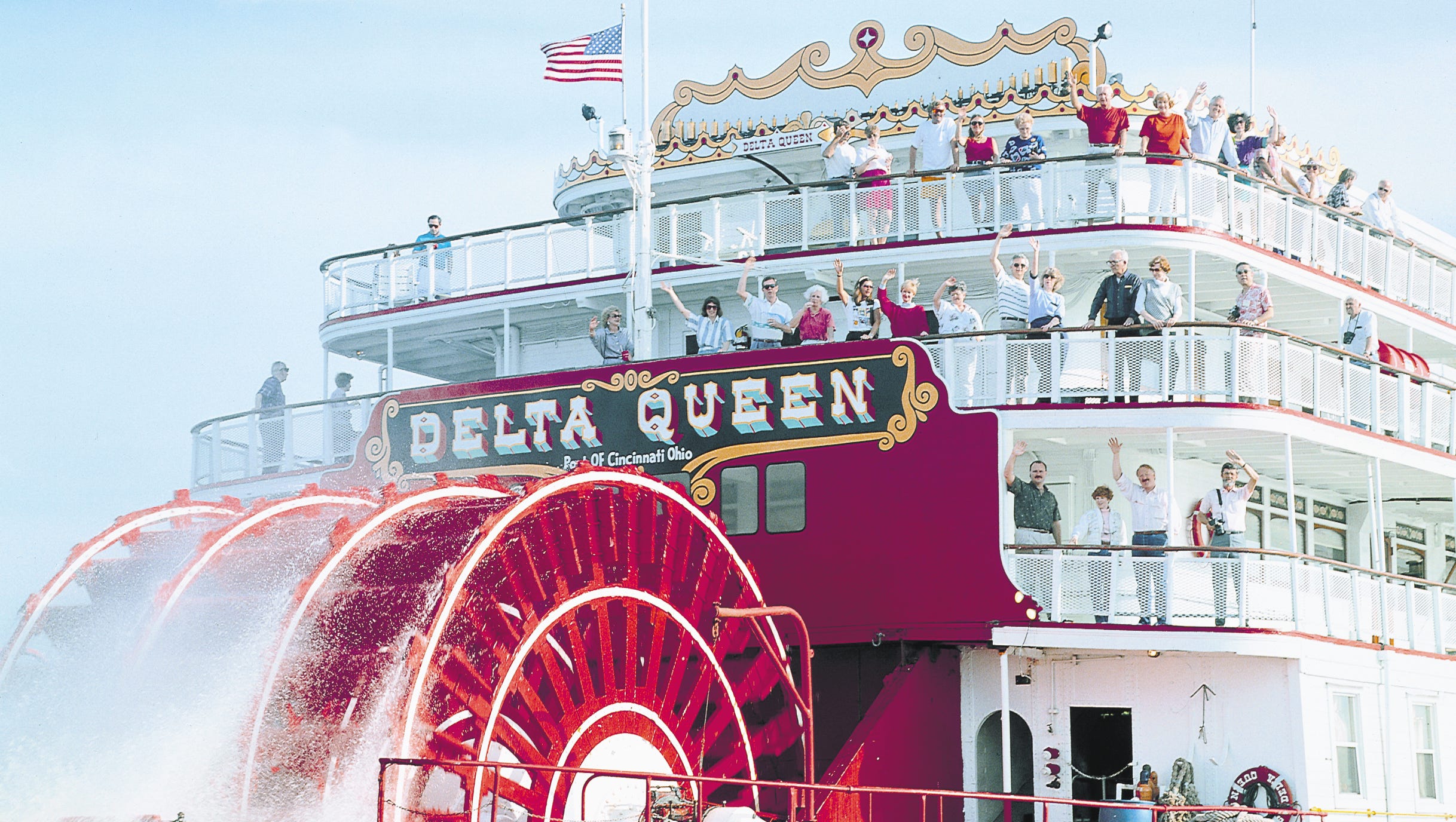 delta queen riverboat cincinnati