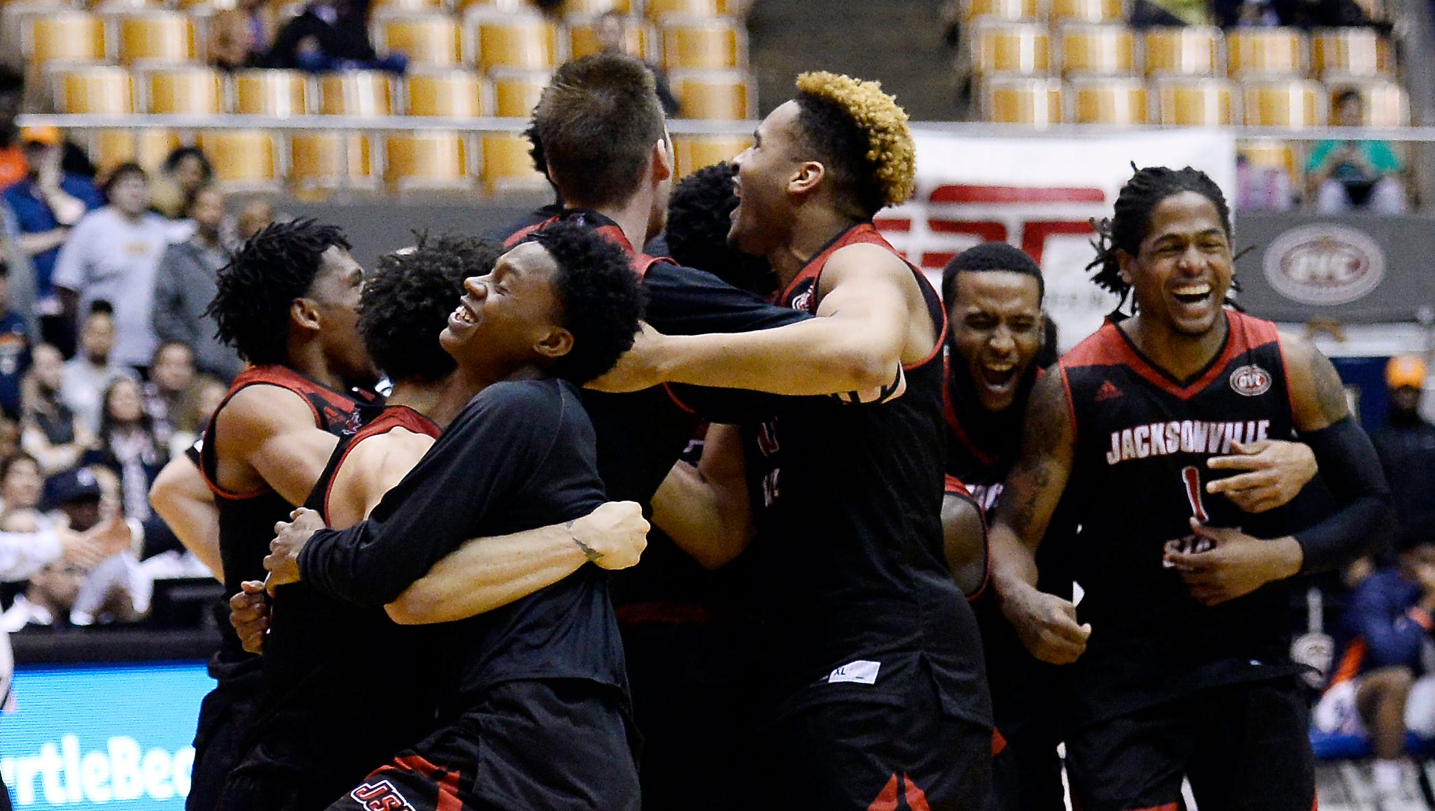 The First 2017 Ncaa Men S Tournament Bid Goes To Ovc Champ