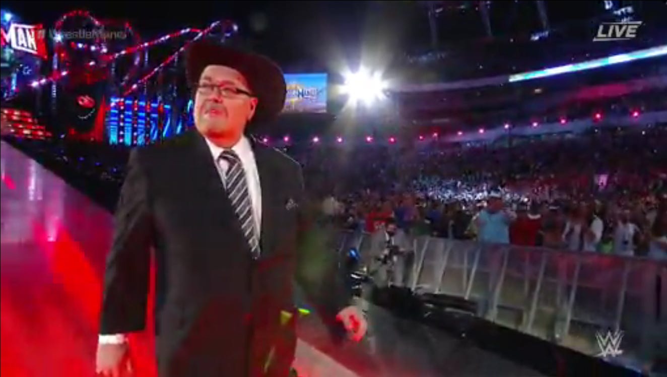 Hall Of Fame Announcer Jim Ross Makes Emotional Return To Wwe Hall Of Fame Announcer Jim Ross Makes Emotional Return To Wwe