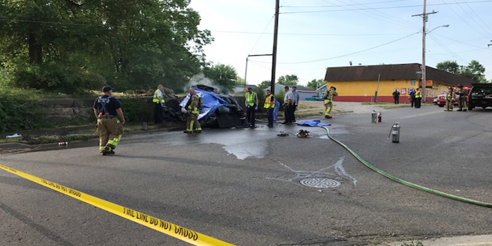 Battle Creek man, 27, dies in single car crash